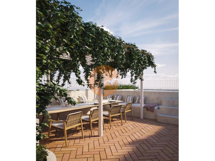 Image No.27-3 Bed Apartment for sale