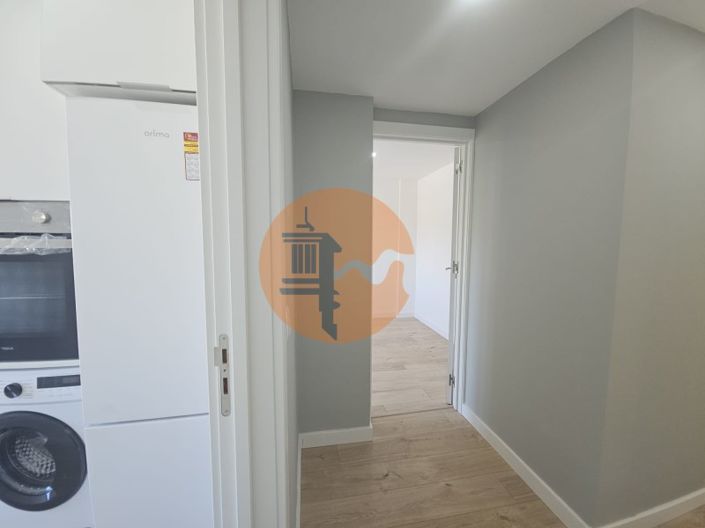 Image No.11-3 Bed Apartment for sale