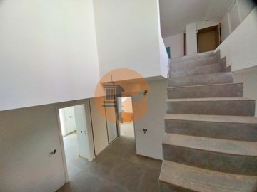 id80877f01-0000-0500-0000-000013d9e169