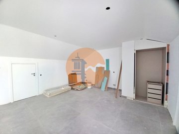 id80877f01-0000-0500-0000-000013d9e16a