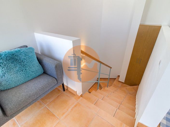 Image No.20-2 Bed House for sale