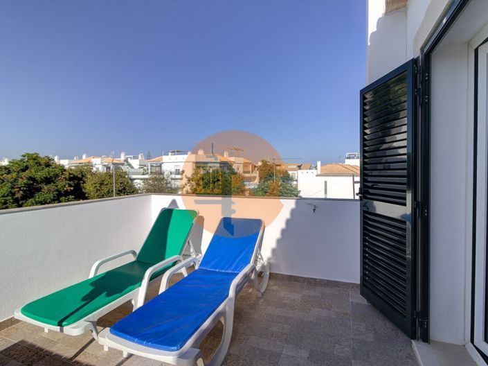 Image No.25-2 Bed House for sale