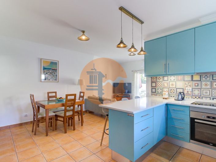 Image No.4-2 Bed House for sale