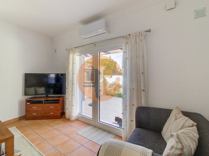 Image No.7-2 Bed House for sale