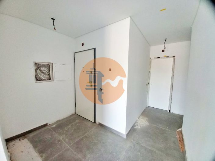 Image No.12-3 Bed Apartment for sale