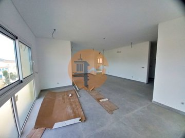 idb8877f01-0000-0500-0000-000013d9e1f3