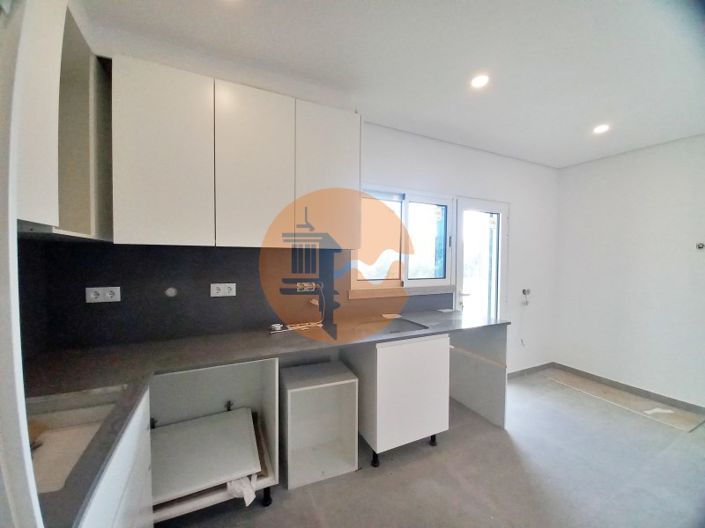 Image No.7-3 Bed Apartment for sale