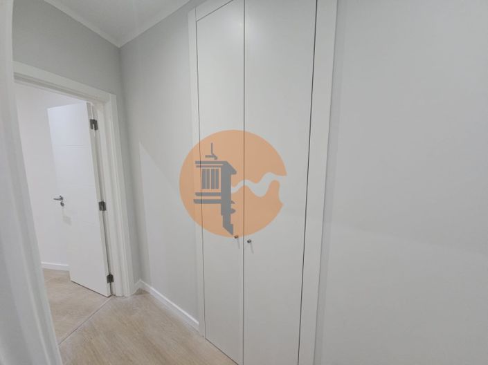 Image No.24-2 Bed Apartment for sale