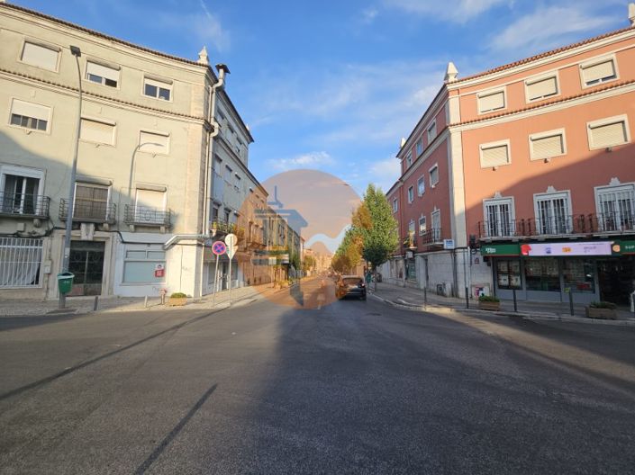 Image No.39-2 Bed Apartment for sale