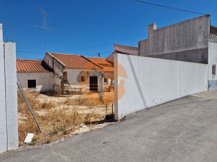 Image No.2-3 Bed House for sale