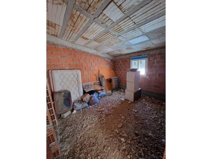 Image No.5-3 Bed House for sale