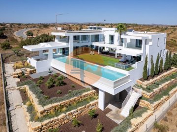 idf29fa901-0000-0500-0000-000017110d70