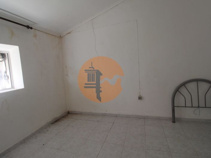 Image No.22-3 Bed House for sale