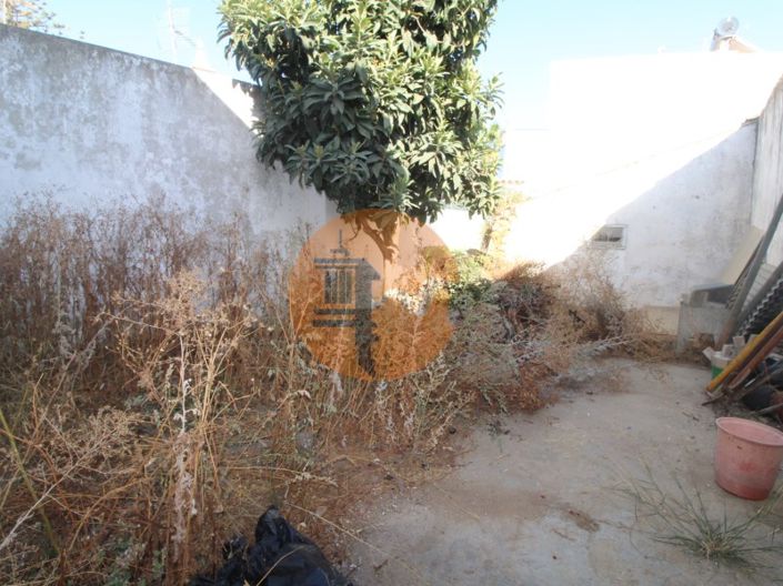 Image No.32-3 Bed House for sale