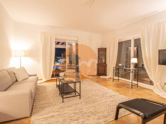 Image No.2-5 Bed House for sale