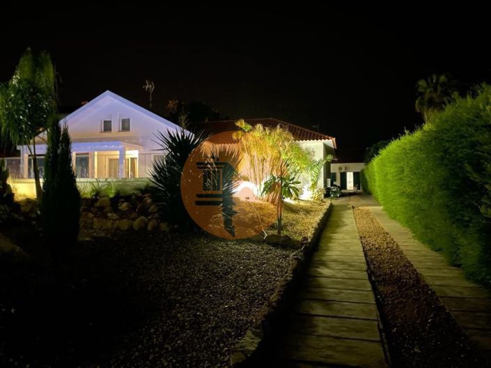 Image No.4-5 Bed House for sale