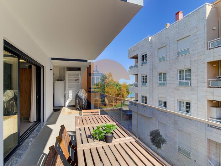 Image No.21-3 Bed Apartment for sale