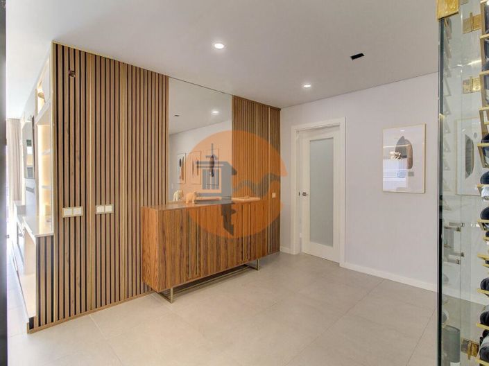 Image No.26-3 Bed Apartment for sale