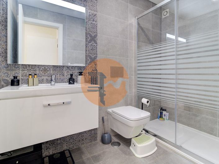 Image No.30-3 Bed Apartment for sale