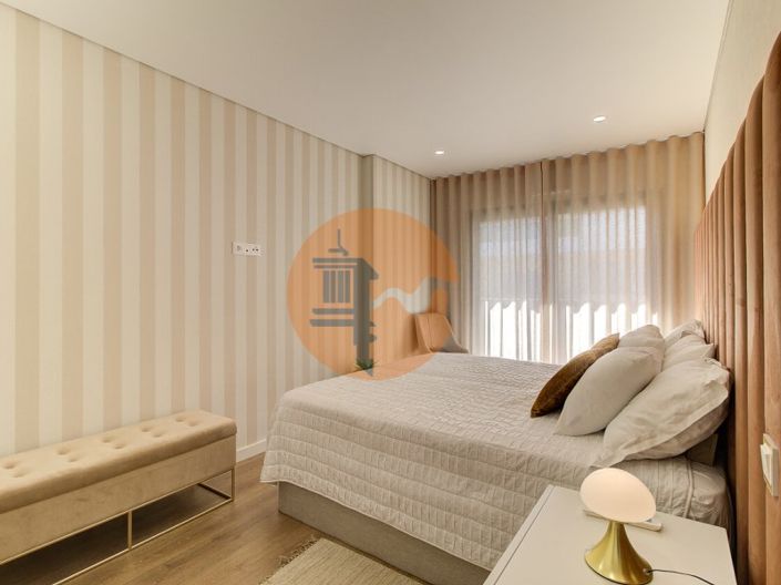 Image No.37-3 Bed Apartment for sale