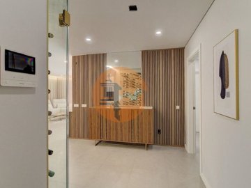 id0ad9a401-0000-0500-0000-00001736fc26