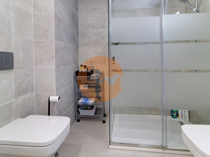 Image No.44-3 Bed Apartment for sale