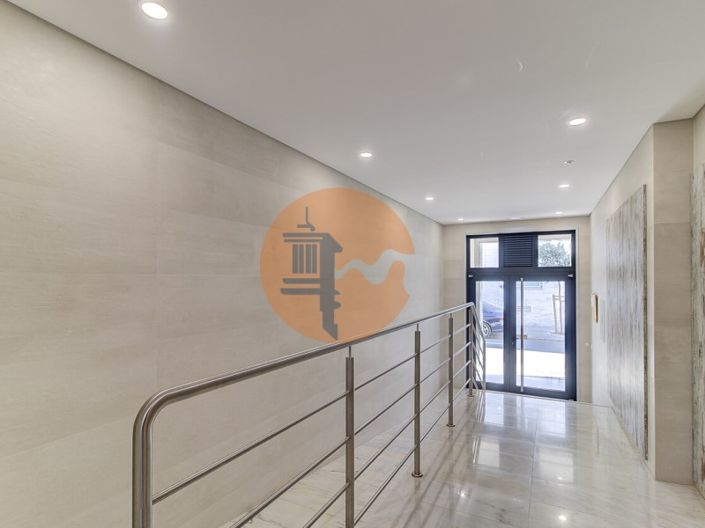 Image No.50-3 Bed Apartment for sale