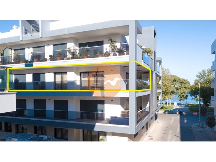 Image No.51-3 Bed Apartment for sale