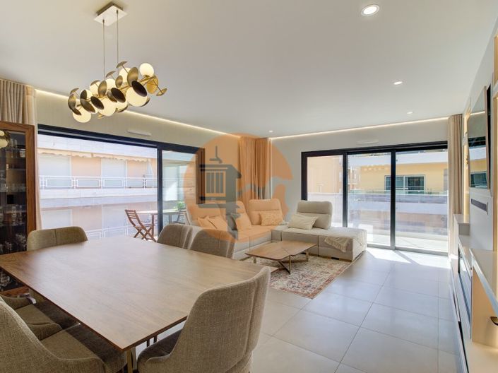 Image No.7-3 Bed Apartment for sale