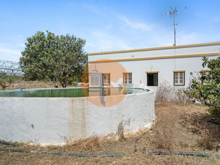 Image No.18-4 Bed Farmhouse for sale