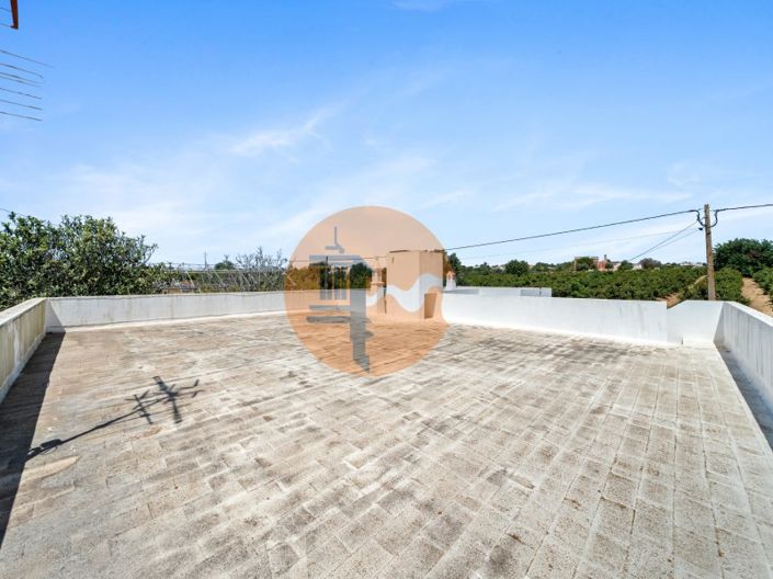 Image No.26-4 Bed Farmhouse for sale