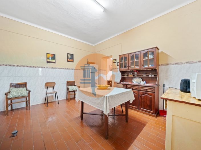 Image No.5-4 Bed Farmhouse for sale