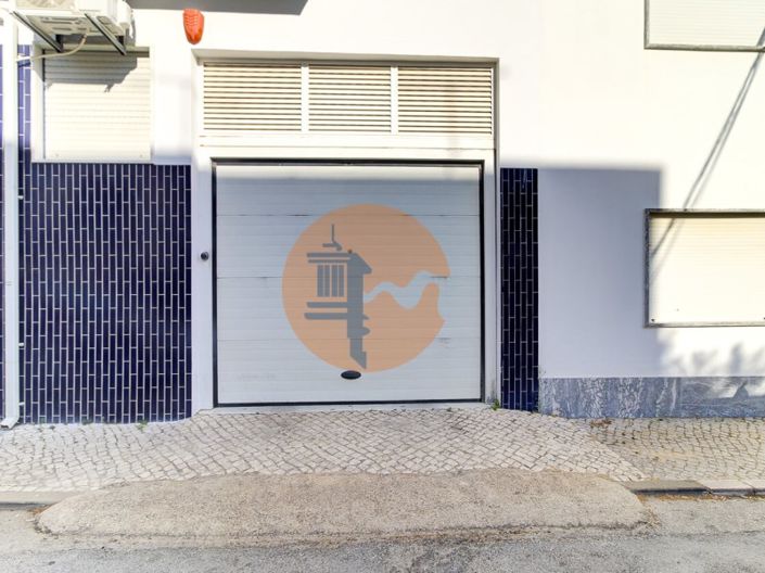 Image No.22-3 Bed Apartment for sale