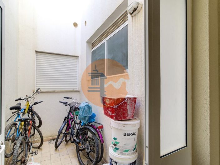 Image No.17-1 Bed Apartment for sale