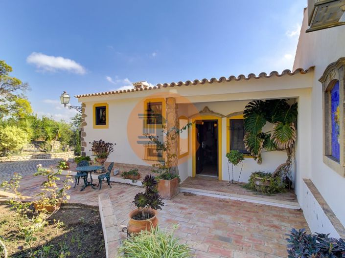 Image No.11-4 Bed House for sale