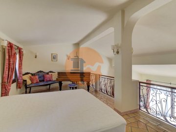 id7e3eab01-0000-0500-0000-0000174113ec