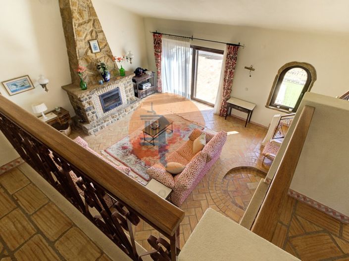 Image No.16-4 Bed House for sale