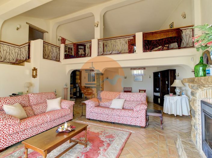 Image No.18-4 Bed House for sale