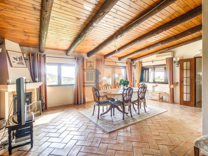 Image No.19-4 Bed House for sale