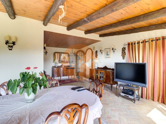 Image No.20-4 Bed House for sale