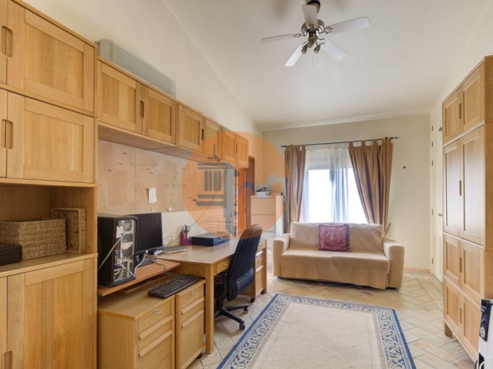 Image No.46-4 Bed House for sale