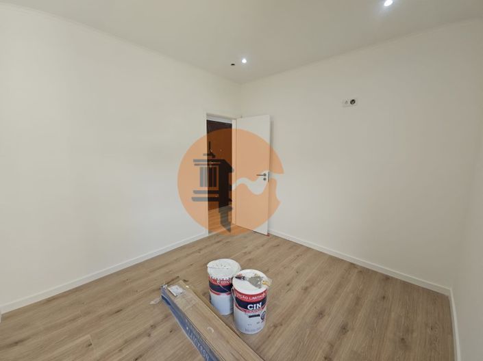 Image No.29-3 Bed Apartment for sale