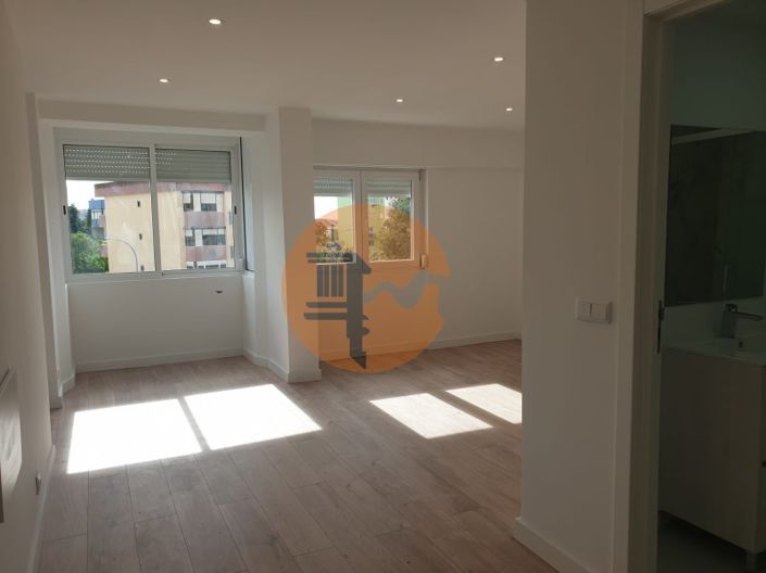 Image No.6-3 Bed Apartment for sale