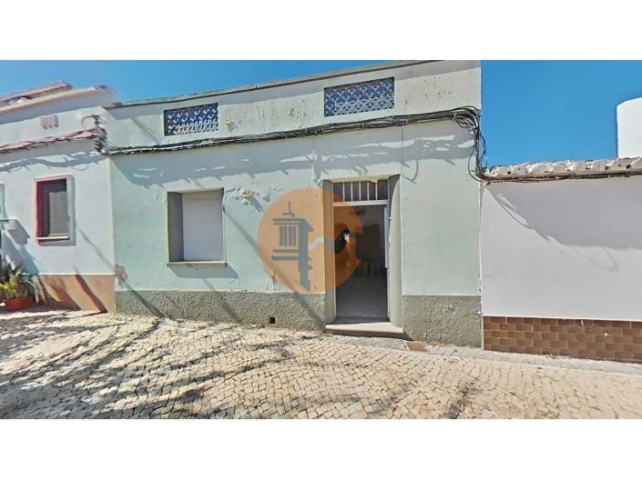 Image No.18-3 Bed House for sale