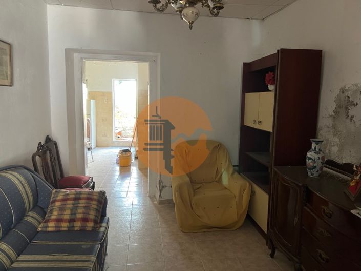 Image No.6-3 Bed House for sale