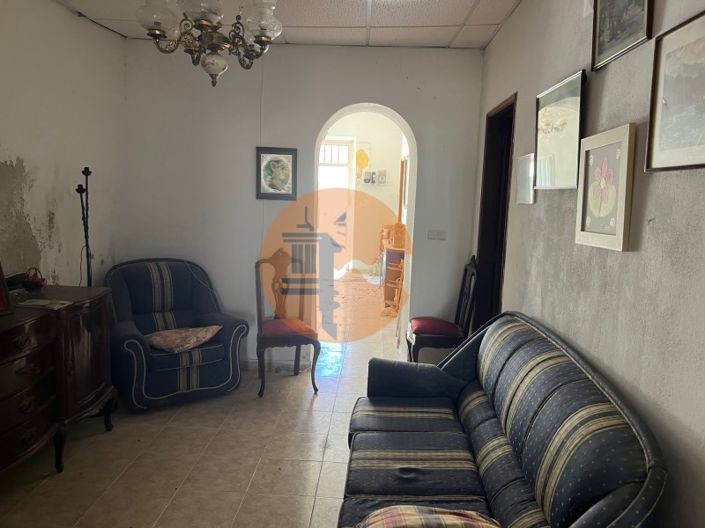 Image No.7-3 Bed House for sale