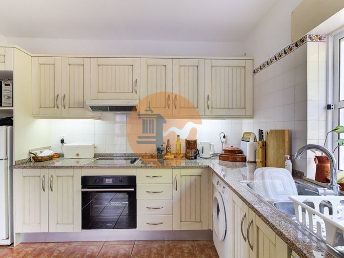 Image No.12-3 Bed House for sale