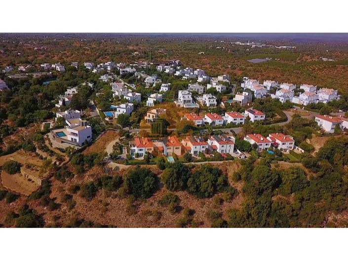 Image No.34-3 Bed House for sale