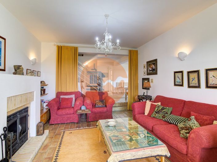 Image No.7-3 Bed House for sale