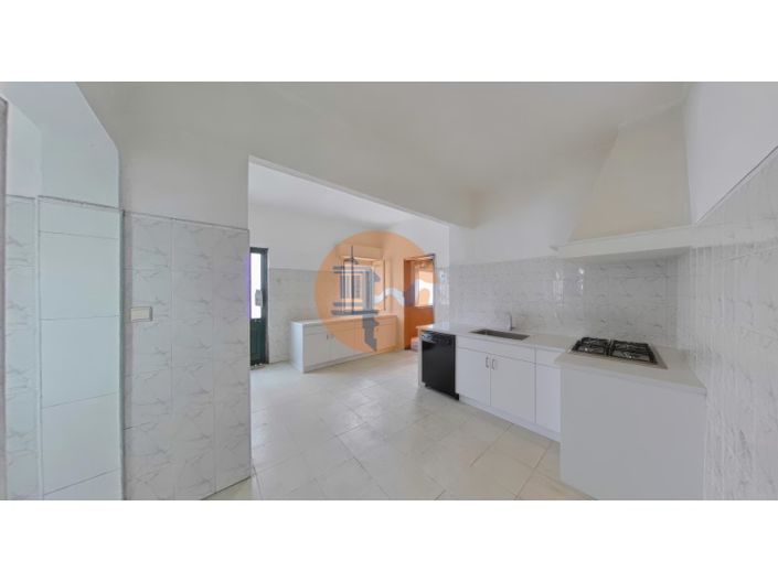 Image No.1-2 Bed House for sale